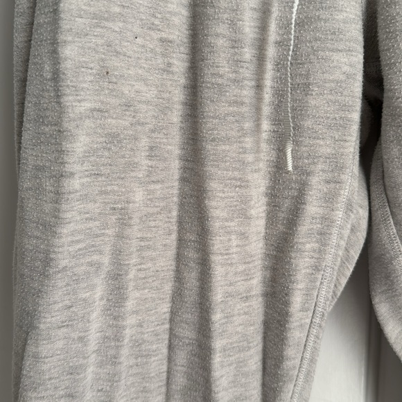 Lululemon joggers - Picture 3 of 5